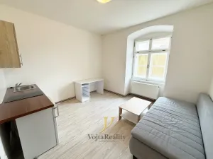 Pronájem bytu 1+kk, Olomouc, Zámečnická, 35 m2