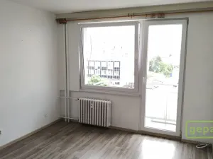 Pronájem bytu 1+1, České Budějovice, J. Opletala, 37 m2