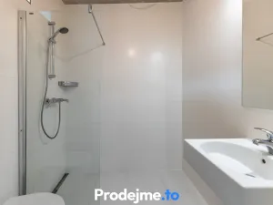 Prodej rodinného domu, Praha - Kobylisy, Třeboradická, 150 m2