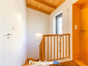 Prodej rodinného domu, Praha - Kobylisy, Třeboradická, 150 m2