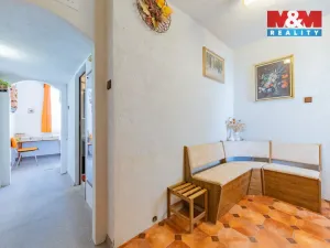 Prodej bytu 2+1, Aš, Hlavní, 57 m2