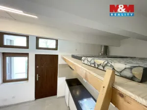 Pronájem bytu 1+kk, Praha - Smíchov, Mošnova, 18 m2