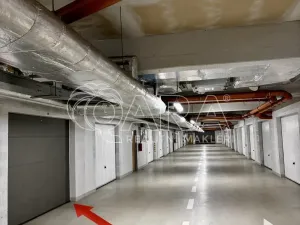 Pronájem garáže, Praha - Strašnice, Strančická, 25 m2