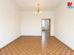 Pronájem atypického bytu, Lenešice, 171 m2