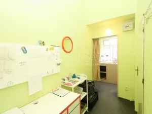 Pronájem obchodního prostoru, Praha - Břevnov, Bělohorská, 32 m2