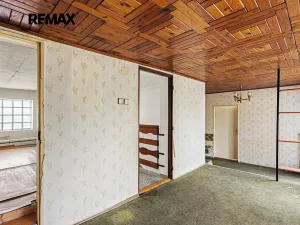 Prodej rodinného domu, Zlosyň, 307 m2