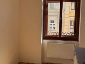 Pronájem bytu 3+1, České Budějovice, tř. 28. října, 120 m2