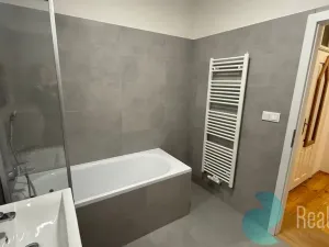 Pronájem bytu 3+1, České Budějovice, tř. 28. října, 120 m2