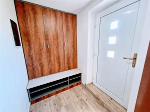 Pronájem bytu 1+1, Ústí nad Labem - Ústí nad Labem-centrum, Koněvova, 52 m2