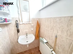 Pronájem obchodního prostoru, Jablonec nad Nisou, Komenského, 90 m2