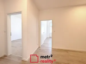 Pronájem bytu 2+1, Olomouc, Dolní náměstí, 48 m2
