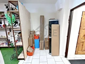 Pronájem kanceláře, Praha - Kobylisy, Klapkova, 40 m2