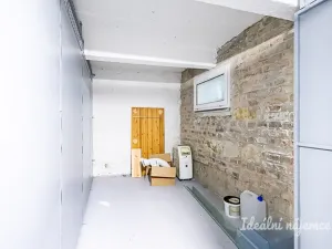 Pronájem bytu 2+kk, Praha - Holešovice, Osadní, 76 m2