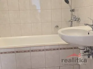 Prodej bytu 3+1, Opava - Kylešovice, Bílovecká, 74 m2