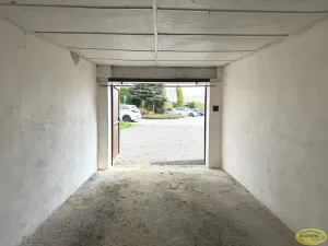 Prodej garáže, Kroměříž, Zborovská, 19 m2