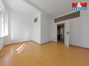 Prodej bytu 2+1, Karlovy Vary - Rybáře, Sokolovská, 77 m2