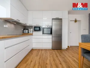 Prodej rodinného domu, Pardubice - Dražkovice, 250 m2