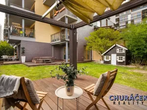 Prodej bytu 3+kk, Praha - Hrdlořezy, V třešňovce, 287 m2