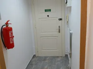 Pronájem obchodního prostoru, Praha - Holešovice, Na ovčinách, 35 m2