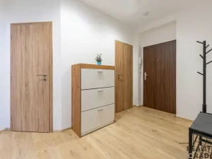 Prodej bytu 4+kk, Vochov, 80 m2