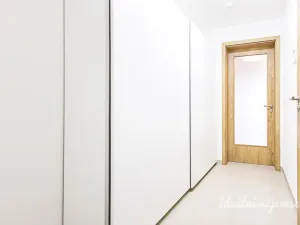 Pronájem bytu 1+kk, Praha - Strašnice, Štěchovická, 34 m2