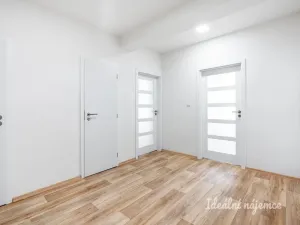 Pronájem bytu 2+1, Praha - Vršovice, Lvovská, 59 m2