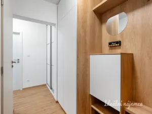 Pronájem bytu 2+kk, Praha - Ruzyně, Ciolkovského, 41 m2