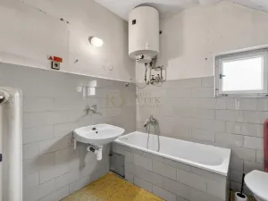 Prodej rodinného domu, Náchod, V Náměrkách, 165 m2