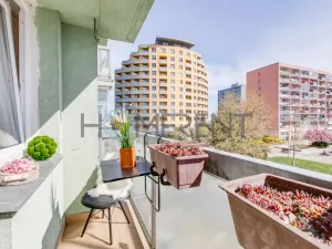 Pronájem bytu 2+kk, Praha - Záběhlice, Jabloňová, 32 m2