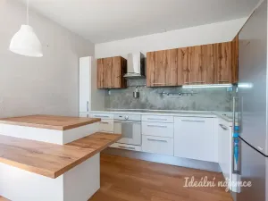 Pronájem bytu 2+kk, Praha, Pod Formankou, 54 m2