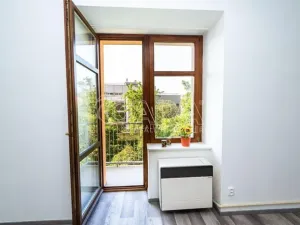 Pronájem bytu 1+1, Praha - Vršovice, Ruská, 38 m2