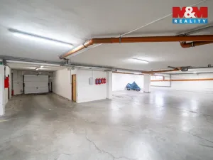 Prodej garážového stání, Olomouc - Slavonín, Topolová, 18 m2