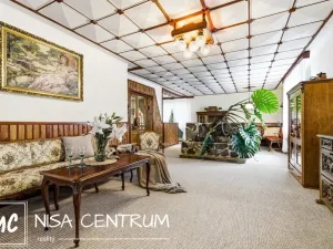 Prodej rodinného domu, Krnsko, 304 m2