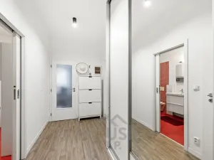 Prodej bytu 2+kk, Praha - Žižkov, Jeseniova, 46 m2