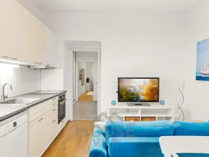 Prodej bytu 2+kk, Praha - Žižkov, Jeseniova, 46 m2