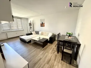 Prodej bytu 2+1, Sokolov, Kosmonautů, 61 m2