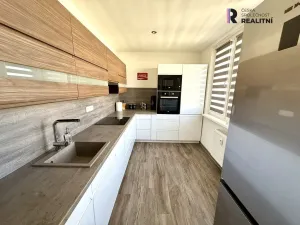 Prodej bytu 2+1, Sokolov, Kosmonautů, 61 m2