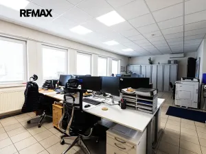 Prodej skladu, Hořovice, nábřeží Hynka Šlosara, 4000 m2