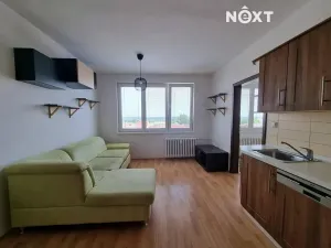 Prodej bytu 3+kk, Lišov, Čechova, 66 m2