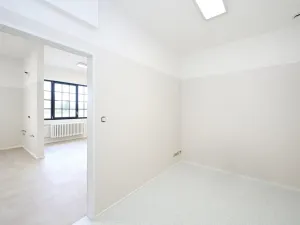 Pronájem ordinace, Hradec Králové, Pospíšilova, 55 m2