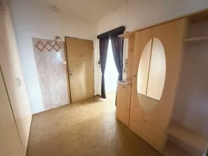 Prodej bytu 3+1, Plzeň, Hrádecká, 62 m2