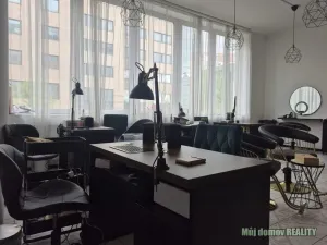 Pronájem obchodního prostoru, Praha - Vysočany, bratří Dohalských, 7 m2