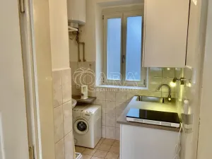 Pronájem bytu 2+kk, Praha - Smíchov, Stroupežnického, 52 m2