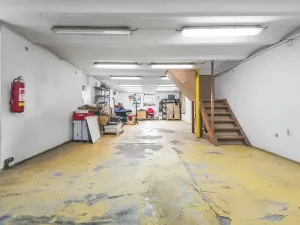 Prodej obchodního prostoru, Kolín, Roháčova, 340 m2