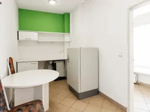 Pronájem obchodního prostoru, Praha - Jinonice, U kříže, 121 m2