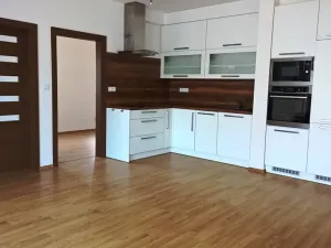 Pronájem bytu 3+kk, Praha - Čakovice, Bermanova, 56 m2