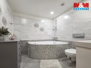 Pronájem bytu 2+1, Karlovy Vary - Drahovice, Vítězná, 69 m2