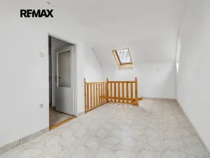 Prodej rodinného domu, Střížovice, 240 m2