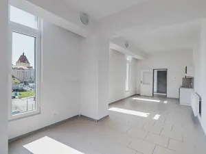 Pronájem bytu 1+kk, Pelhřimov, Slovanského bratrství, 25 m2