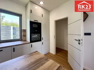 Prodej rodinného domu, Velká Hleďsebe, 150 m2